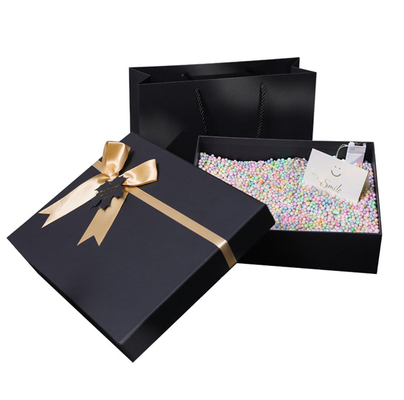 Gelebor parelmoer zwarte kartonnen geschenkverpakking voor kleding